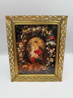 Vintage Gold Colored Ornate Metal Picture Frame Desktop Only